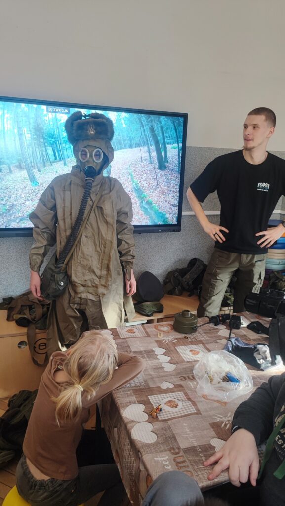 484629122 1148487643738382 1489452487881346618 N