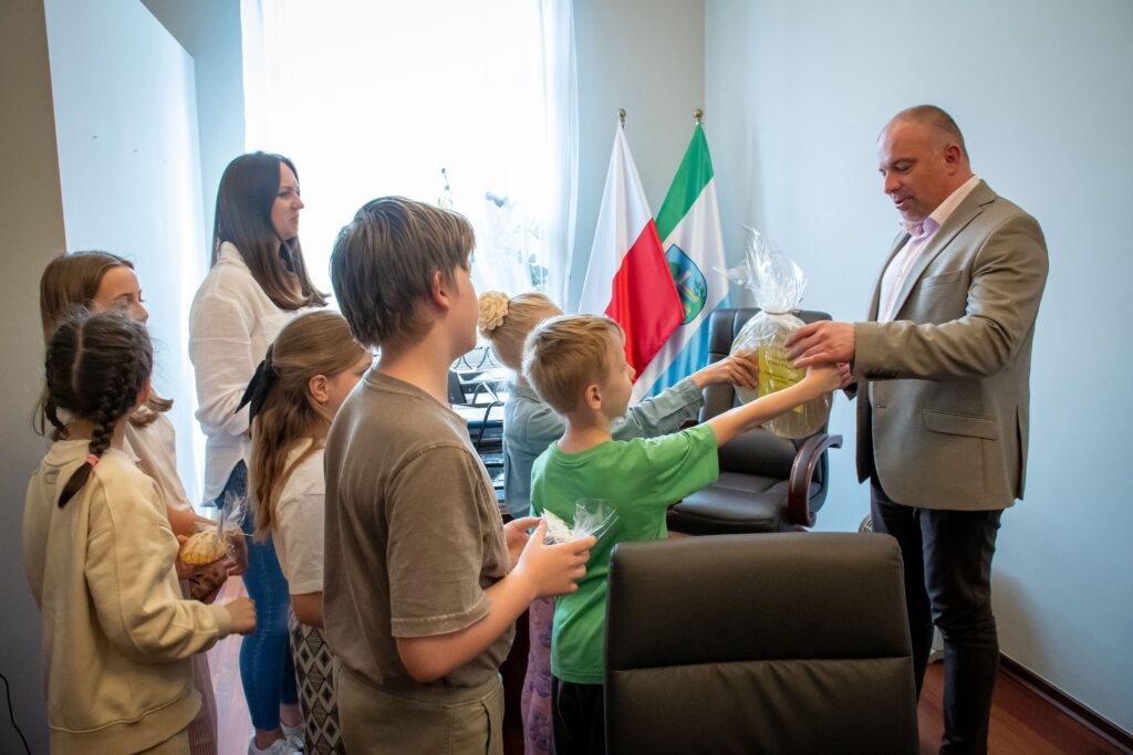 491830926 1003479068637550 2993975939755614304 N