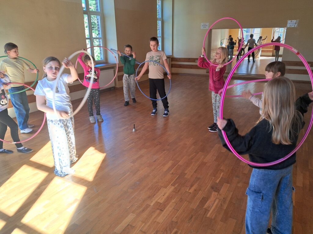 494684215 1188339126419900 8555425978077631061 N