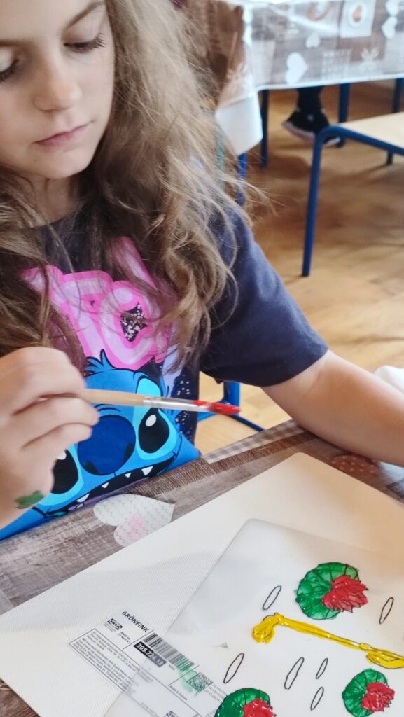 533238532 1263806265539852 4097299332569594030 N